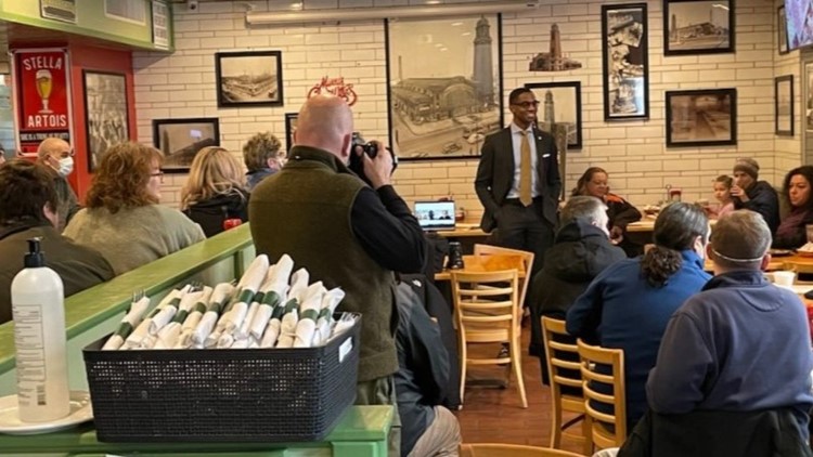 Cleveland Mayor Justin Bibb meets with tenants at West Side Market