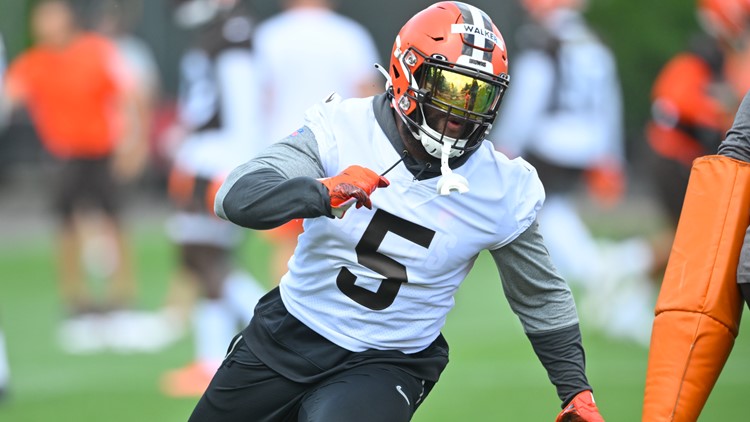 Browns LB Anthony Walker changes to an unusual jersey number