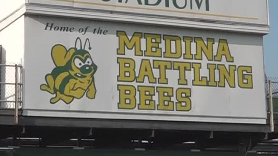 Medina - Team Home Medina Bees Sports