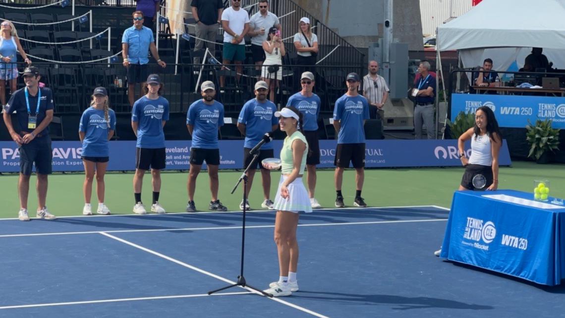 Tennis in the Land vows to 'make it right' after Cleveland champ Sorana Cirstea has trophy stolen from New York hotel room during US Open