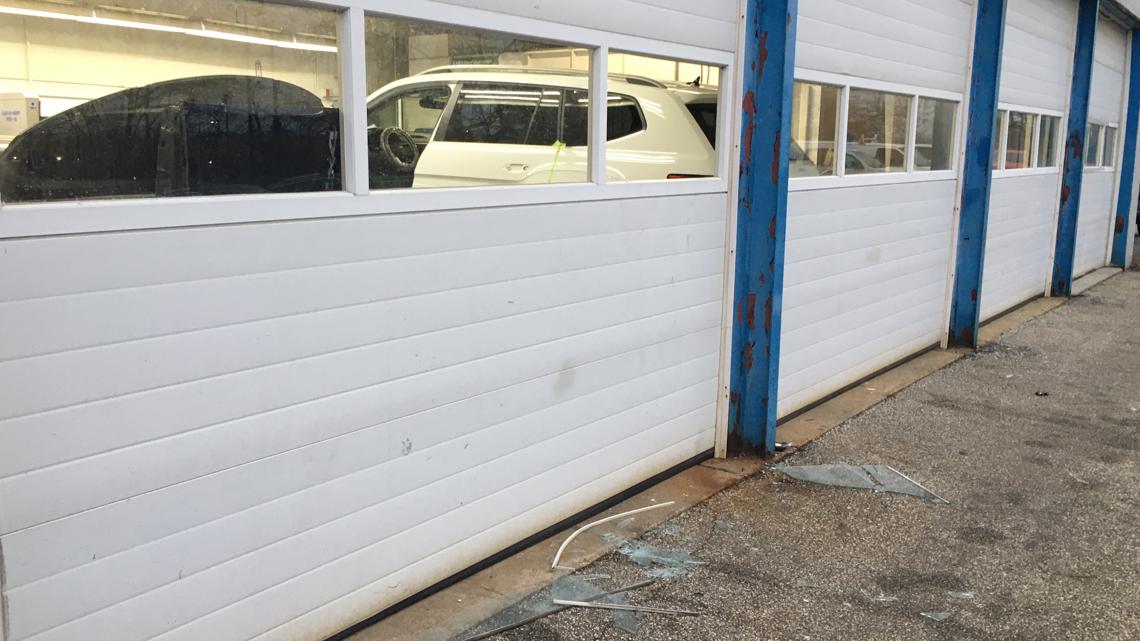 Several cars stolen from Willoughby dealership