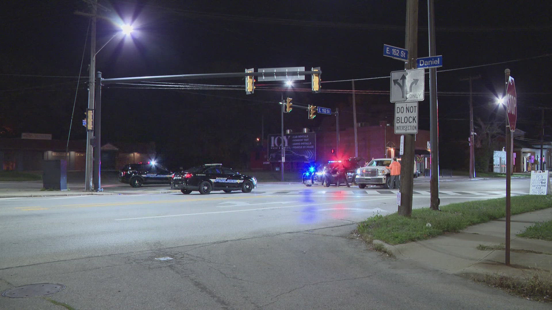 Teen hurt in Cleveland shooting at East 152nd Street and Waterloo Road ...