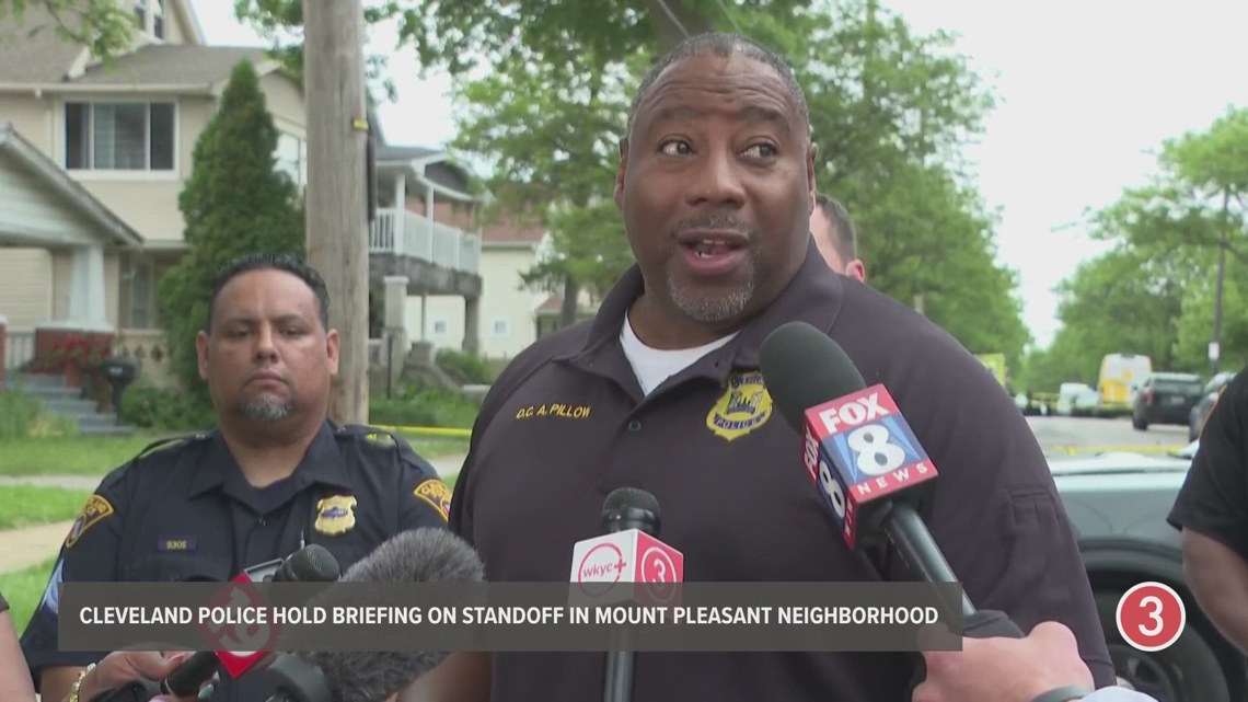 Cleveland police investigating deadly standoff in Mount Pleasant ...
