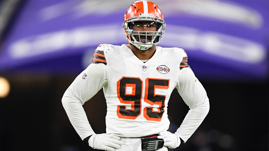 Browns unveil white alternate throwback helmets