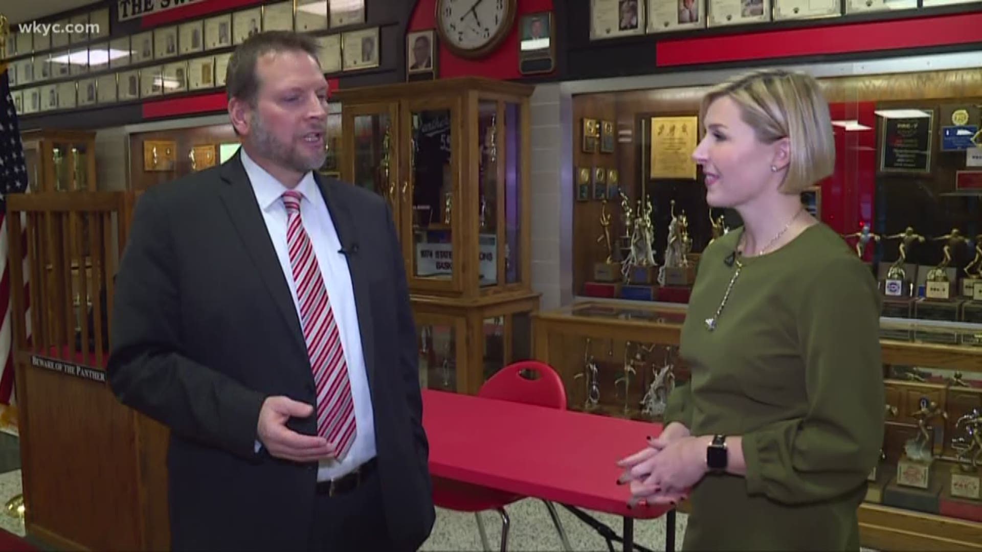 #ThankYourMentorDay: WKYC's Sara Shookman goes back to Manchester Middle School