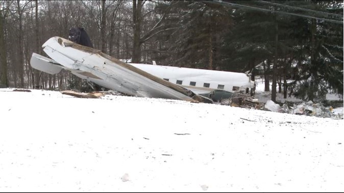 Pilot, copilot killed in Wayne County plane crash identified
