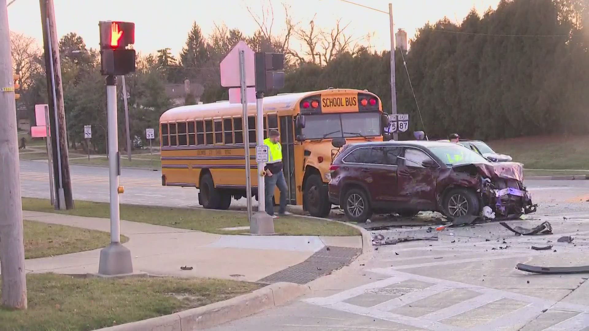 School bus involved in 4 vehicle crash in Beachwood multiple roads closed