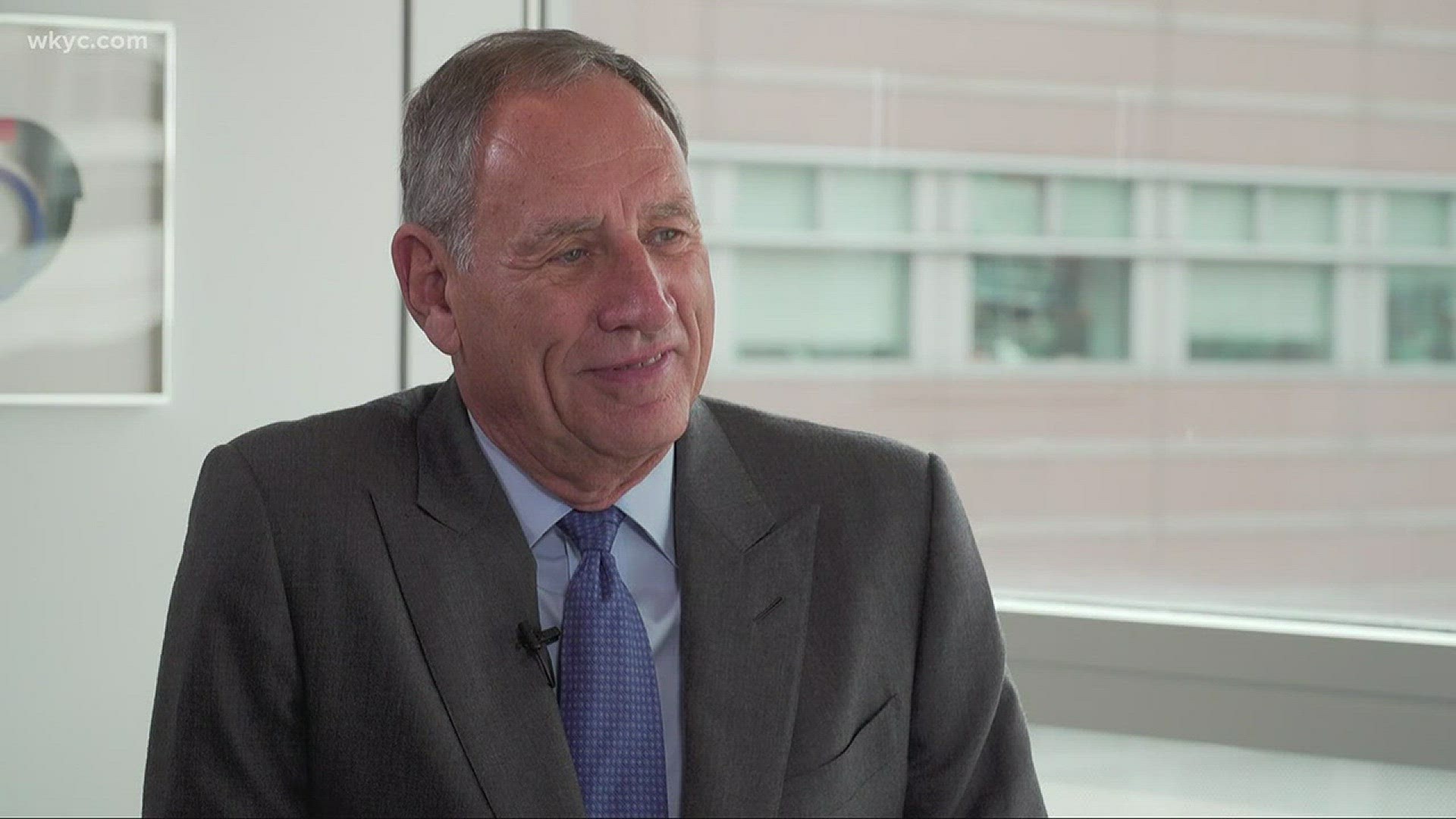 7 minutes with Russ Mitchell: Cleveland Clinic President and CEO Dr. Toby Cosgrove