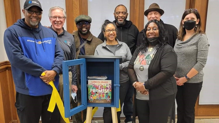 Dad-themed Little Free Libraries unveiled in Northeast Ohio as part of NBA All-Star festivities