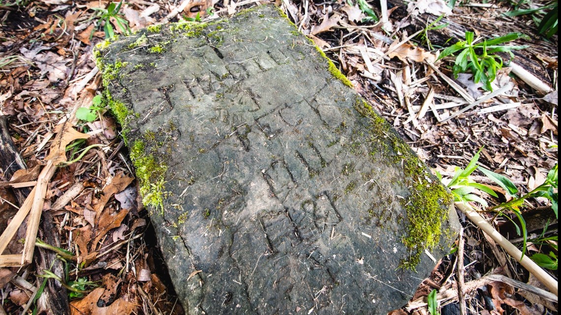 Gravestone of 18th century man found in Cuyahoga Falls - Vimarsana News