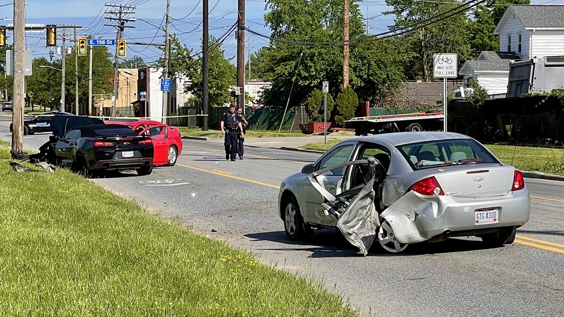 1 year old boy among 6 injured in Cleveland car crash wkyc