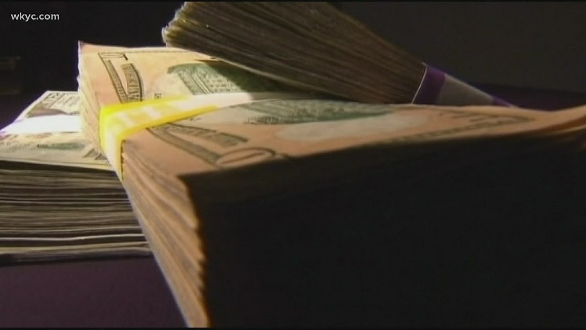 3News' Danielle Serino talks with a woman who has seen financial relief come amid the pandemic. She shares her tips.