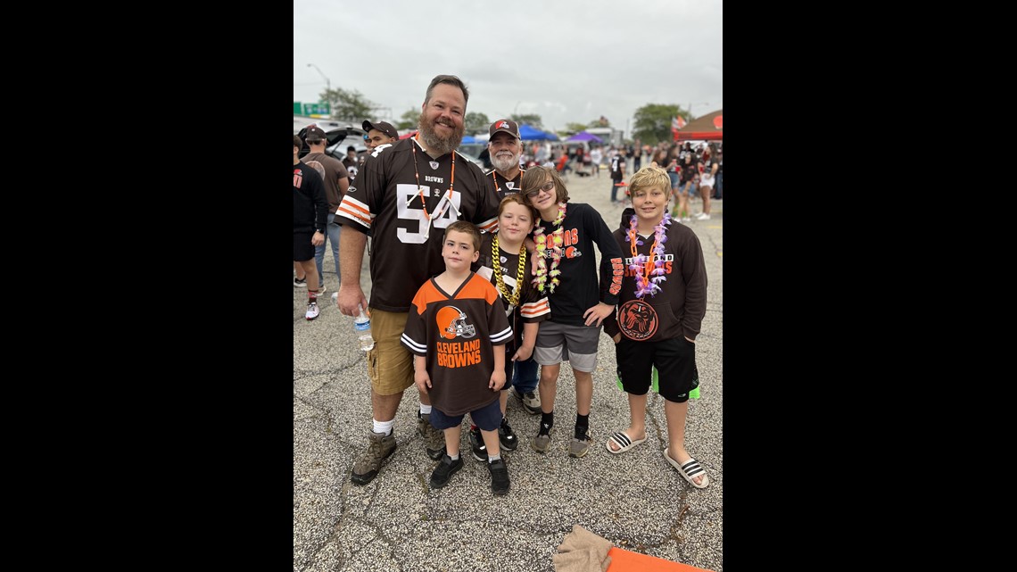 Fans flock to the Muni Lot ahead of Cleveland Browns season opener