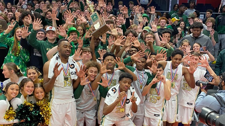 St. Vincent-St. Mary celebrates record 8th men's basketball title