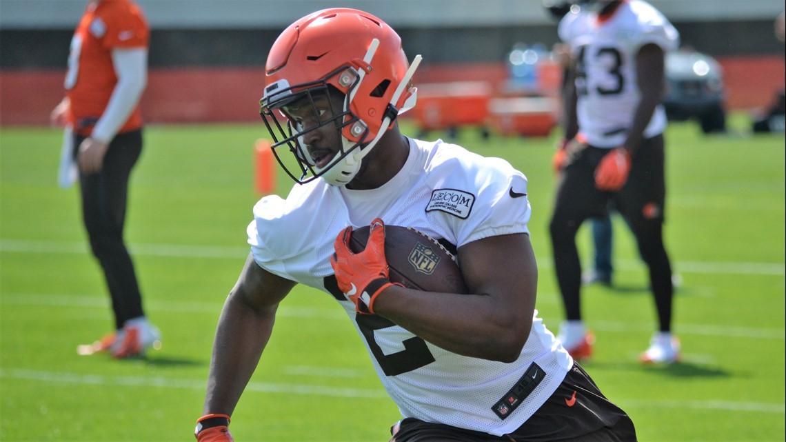 Dontrell Hilliard making most of opportunity during Duke Johnson's