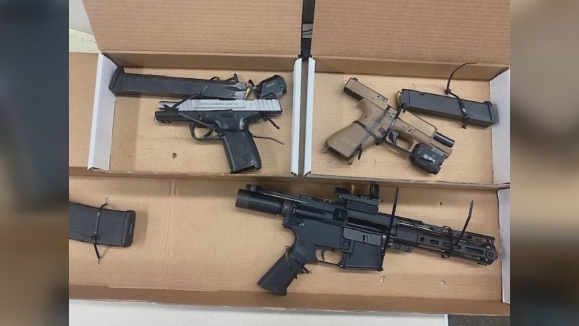 Akron police: 3 arrested after police find guns during traffic stop ...