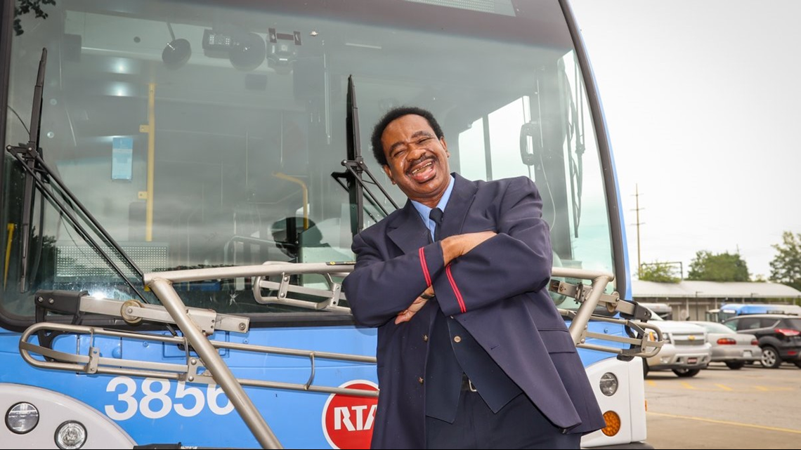 Rta Bus Driver Retiring After 45 Years Over 13 Million Miles 