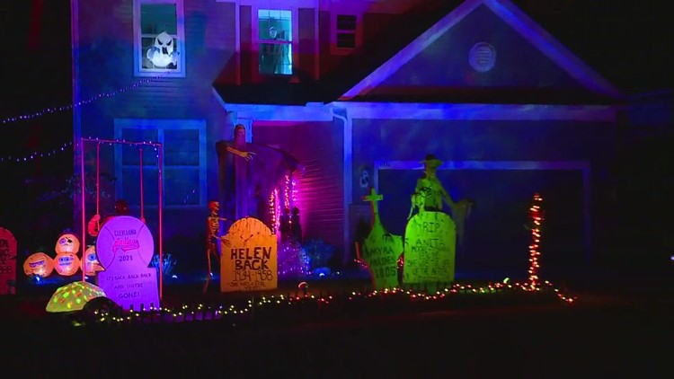 Getting spooky in Stow: Halloween decorations haunt multiple houses on Baker Lane