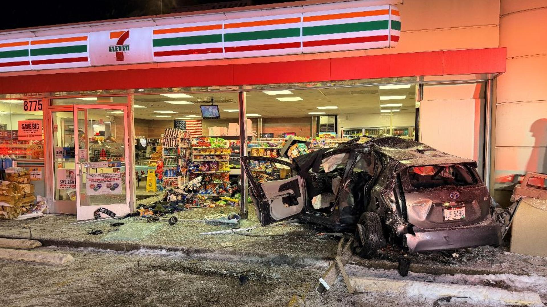 VIDEO | Driver crashes into Twinsburg 7-Eleven, causing damage