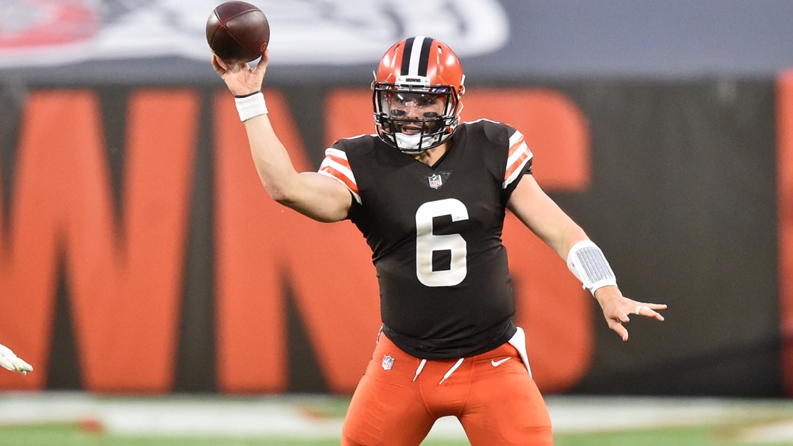 East Rutherford, New Jersey, USA. 27th Dec, 2020. Cleveland Browns  quarterback BAKER MAYFIELD (6) passes from the pocket at MetLife Stadium in  East Rutherford New Jersey New York defeats Cleveland 23 to