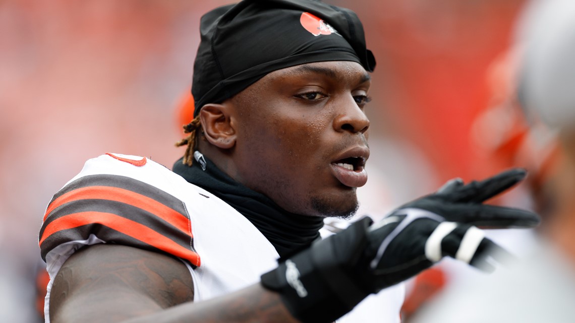 Browns news: Perrion Winfrey's assault charge fits a negative pattern