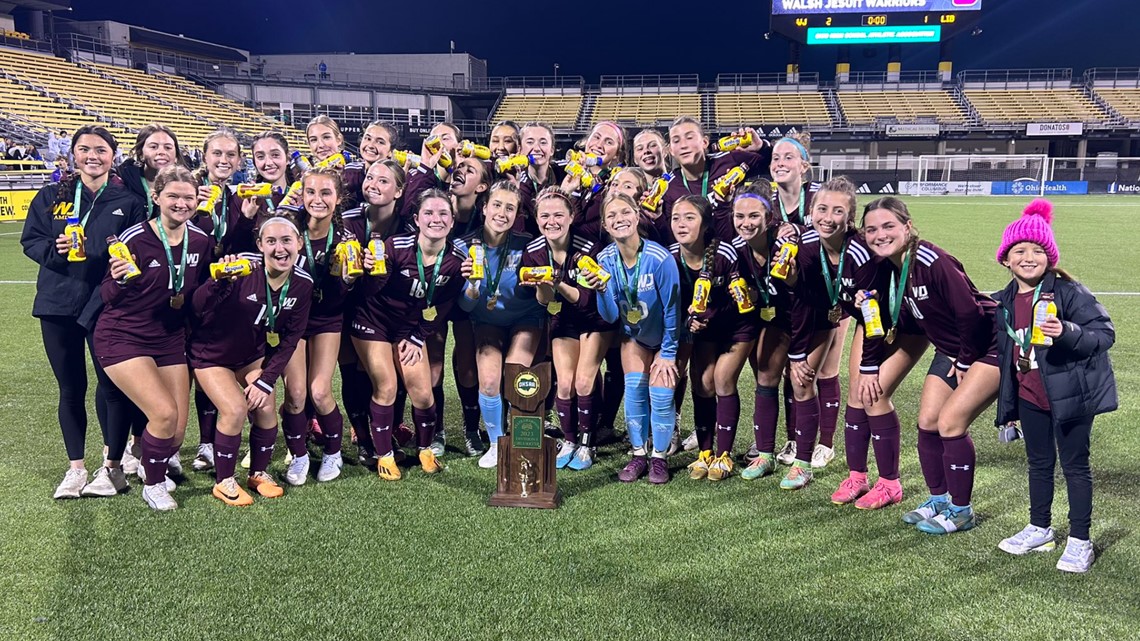 Walsh Jesuit wins 11th OHSAA girls soccer championship | wkyc.com
