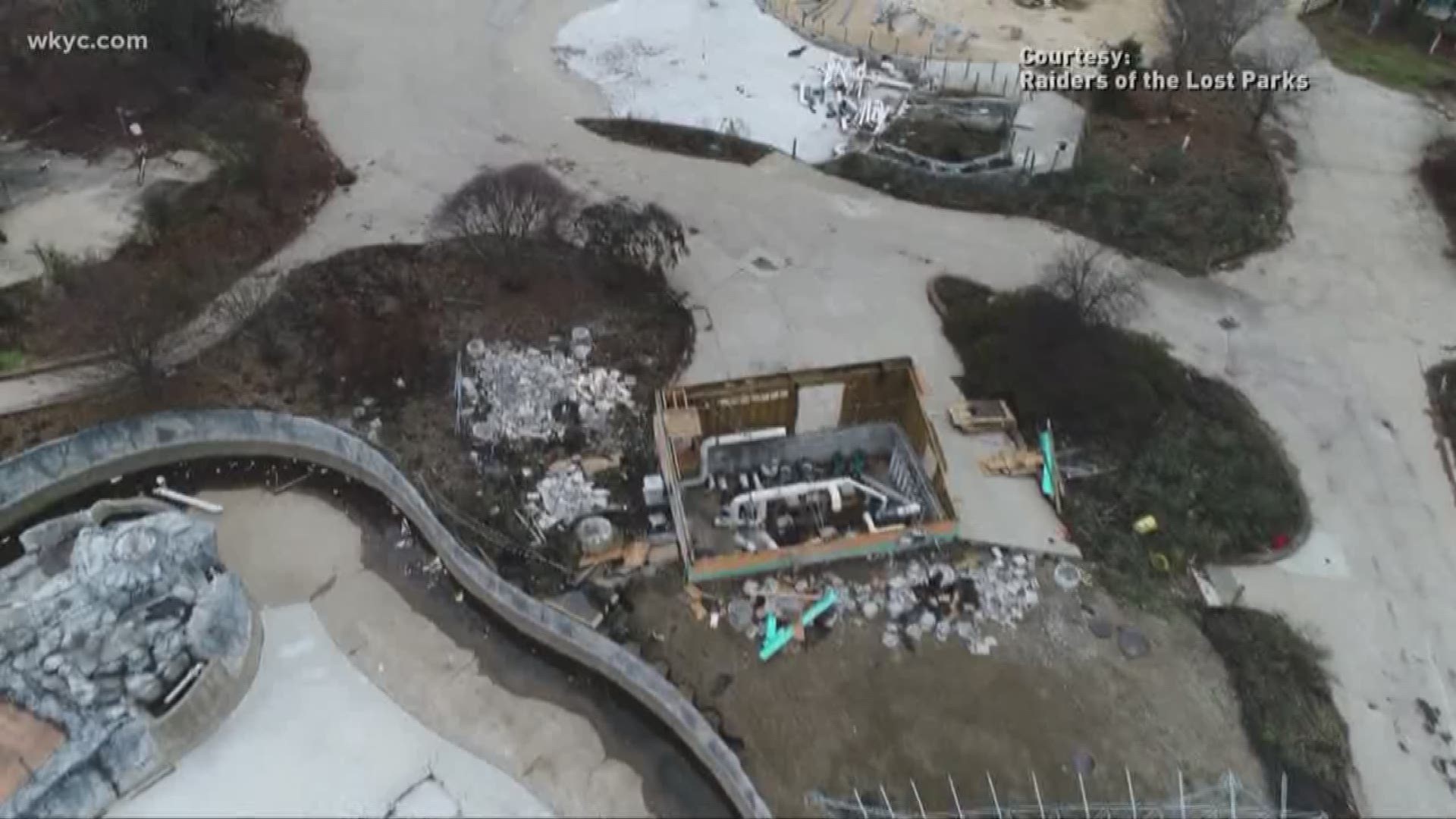 Video shows Wildwater Kingdom waterslides demolished