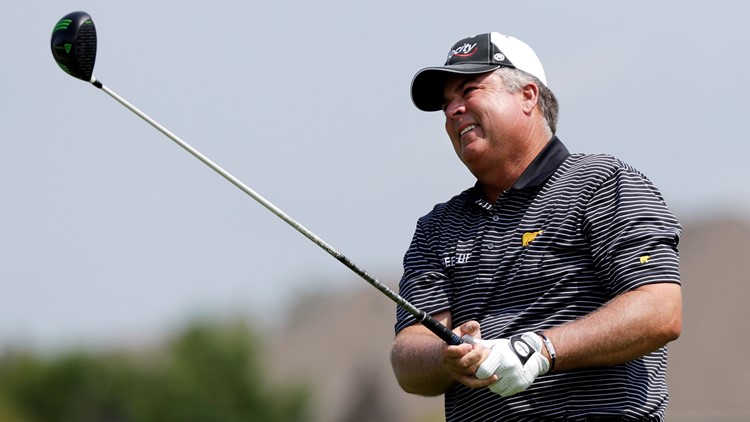 Kenny Perry leads Cologuard Classic, John Smoltz shoots 73