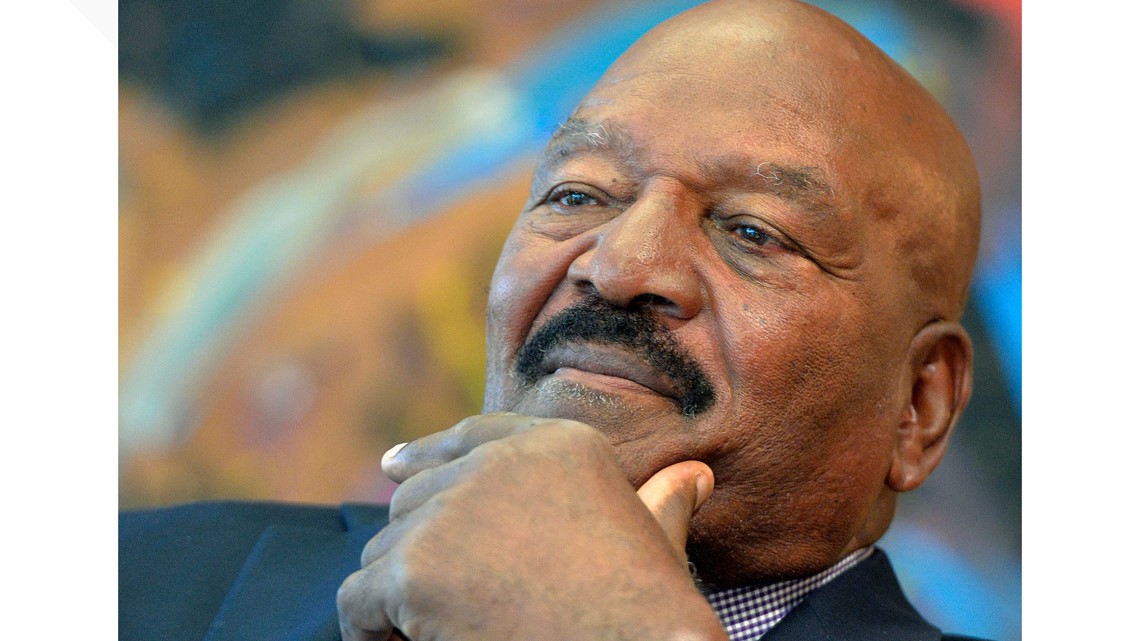 Jim Brown confirms he will return to Cleveland for Browns' Legends ceremony  