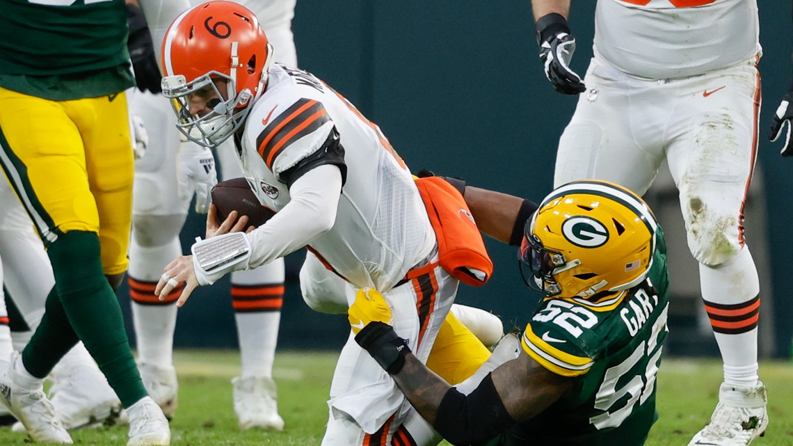 Chances for Browns to avoid 0-16 shrink as Packers make unexpected