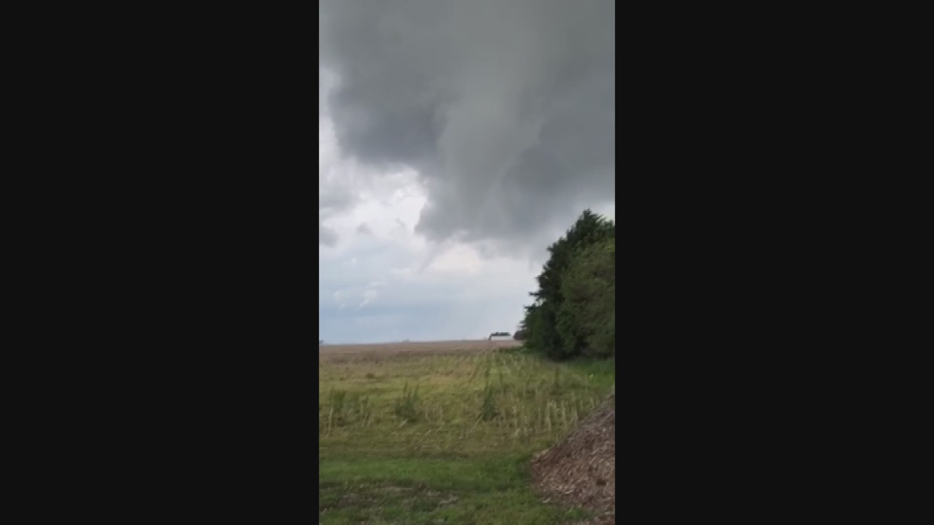 A viewer in Henry County shot what looks like a tornado on his cell phone and handed it over to a photographer from our sister station, WTOL.