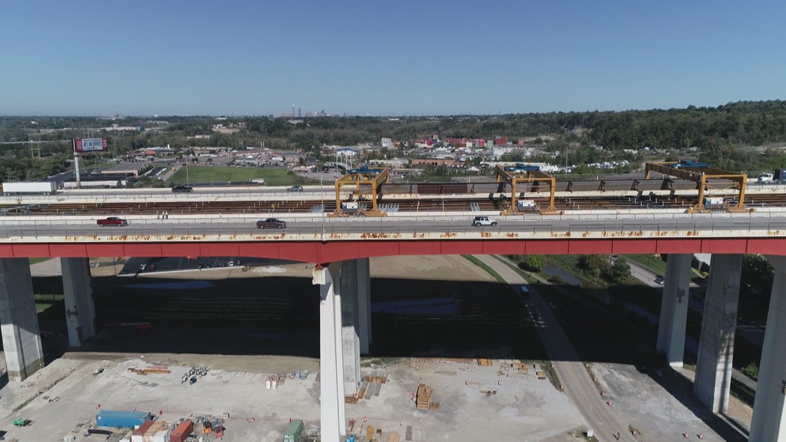 I480 Valley View Bridge construction is under way