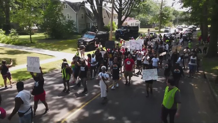 Jayland Walker death: Protesters once again take to streets of Akron