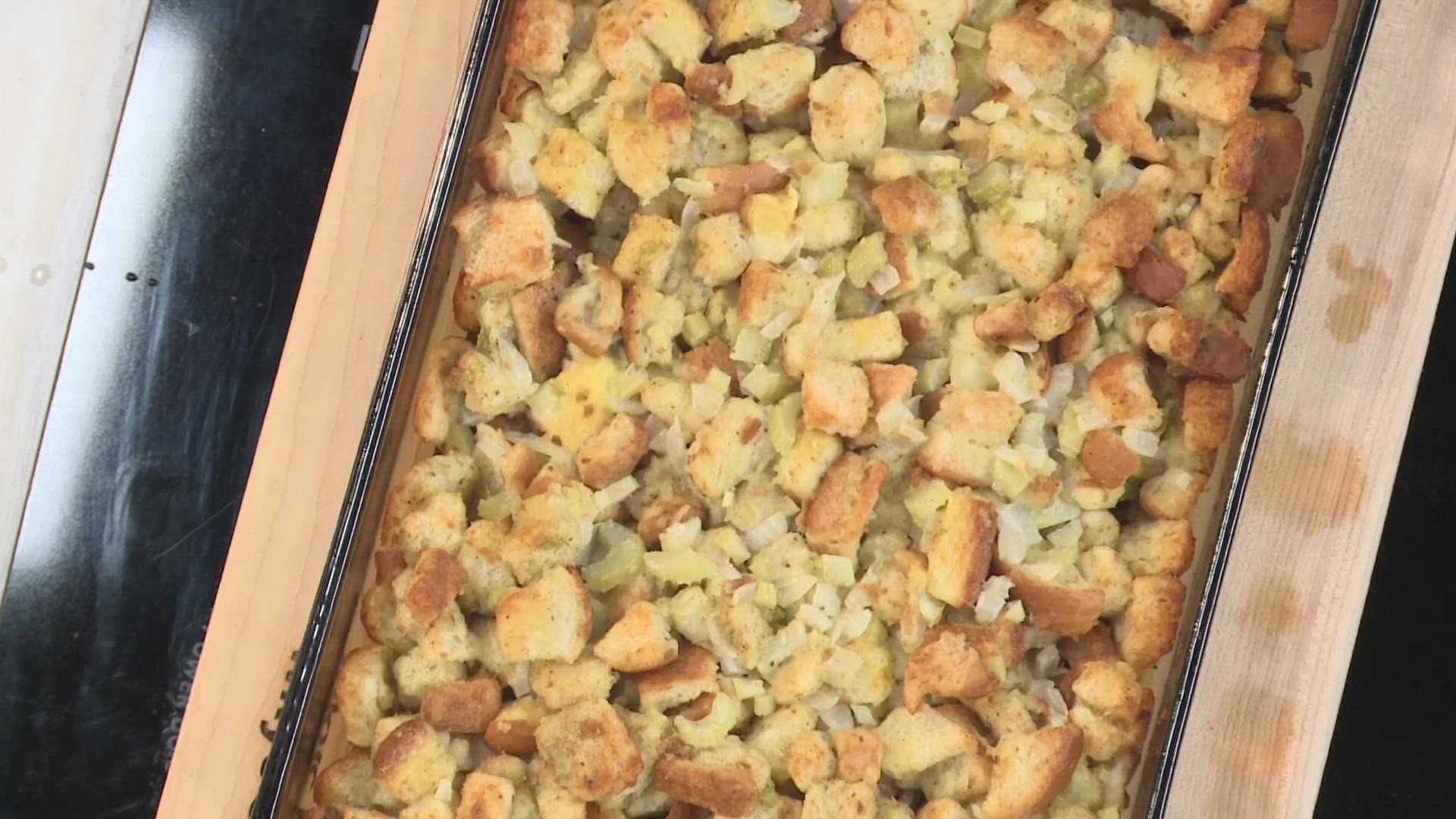 With Thanksgiving just days away, Betsy Kling's mom, Sue, is sharing her family's stuffing recipe.
