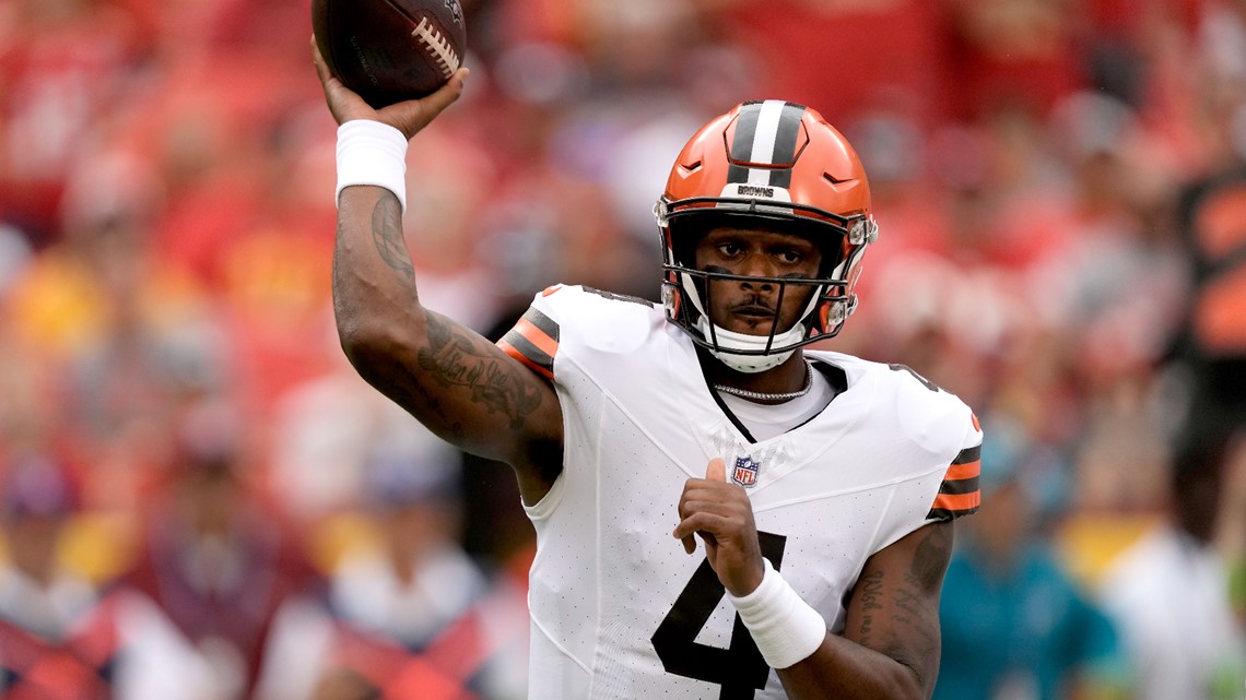 Nick Chubb Cleveland Browns' game captain vs. Tennessee Titans