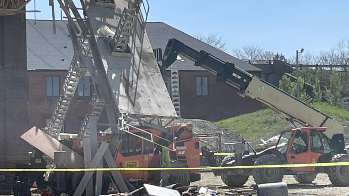 2 injured during scaffolding collapse in Rocky River | wkyc.com