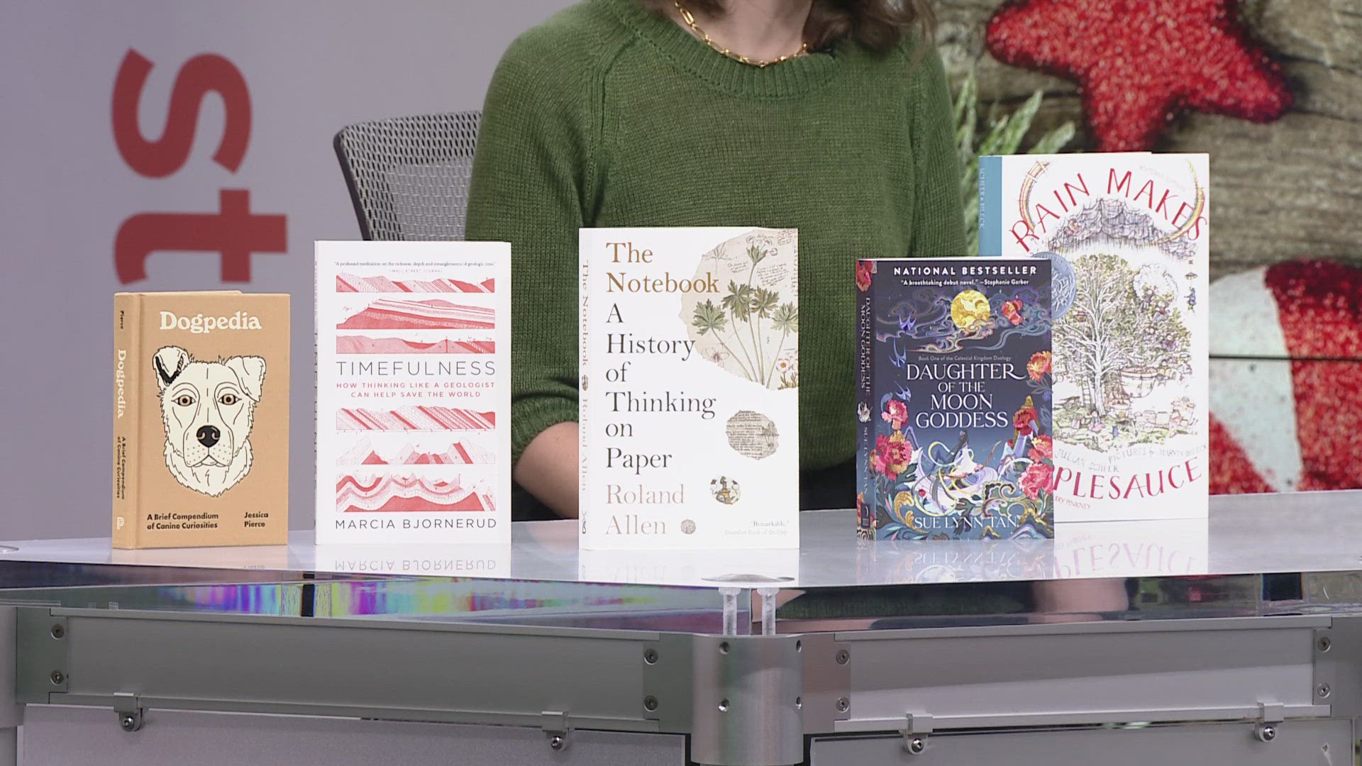 Elisabeth Plumlee-Watson from Loganberry Books in Shaker Square joins 3News Go! with a selection of book recommendations that would make great holiday gifts.