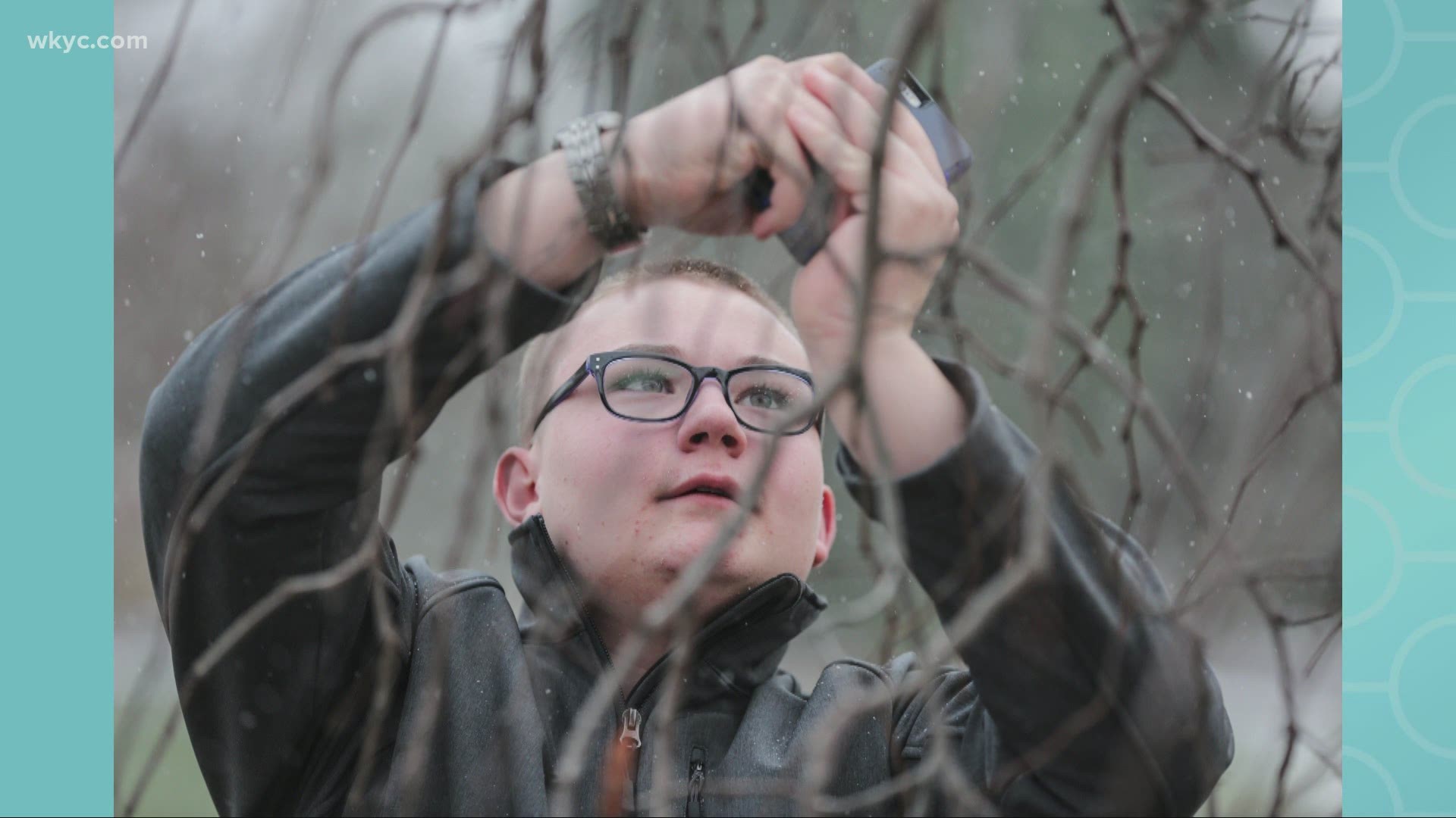 This 16-year-old boy's nonprofit site is designed to sell his photography to raise awareness for autism.