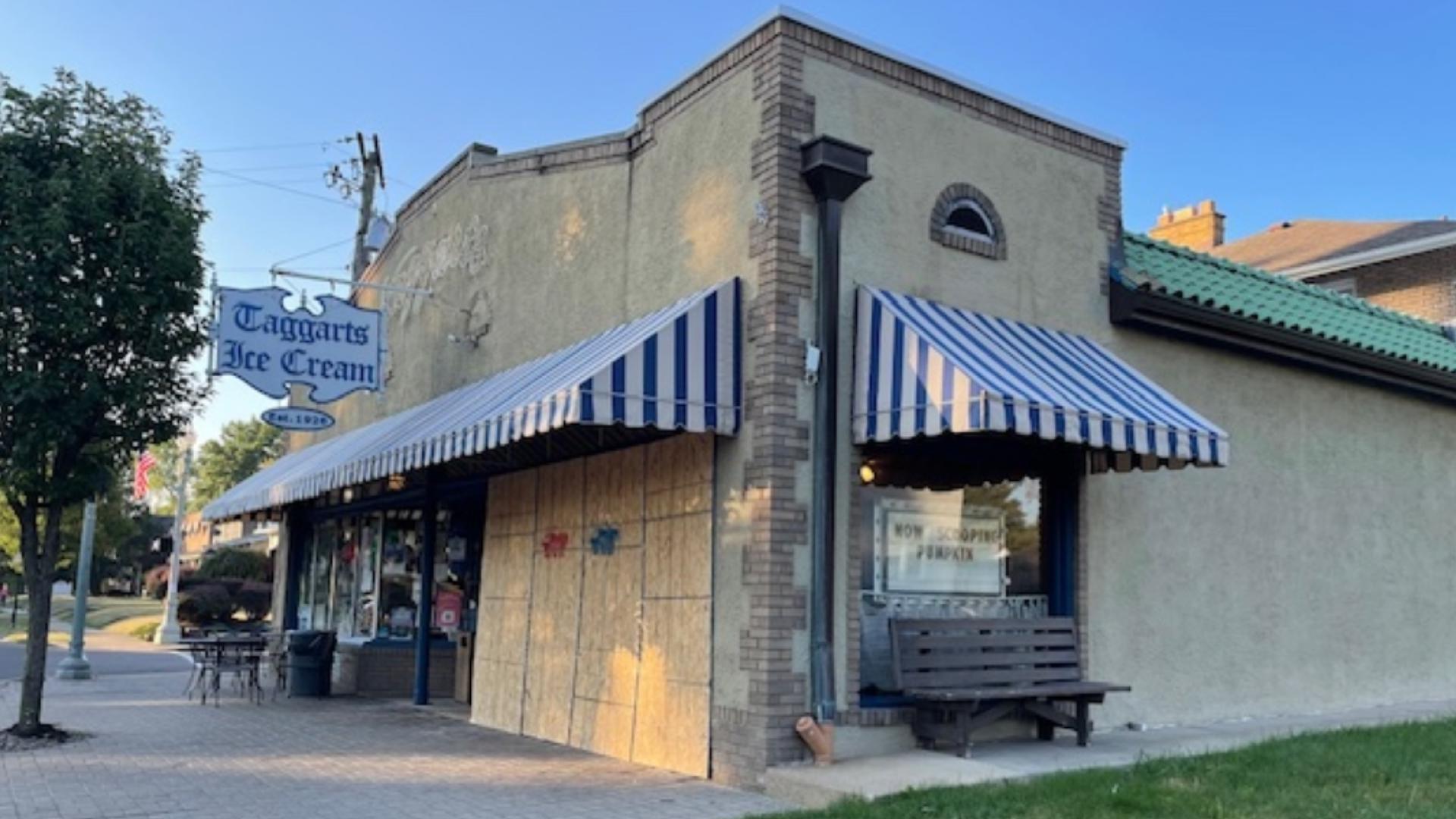Man allegedly crashes stolen car into Canton ice cream shop