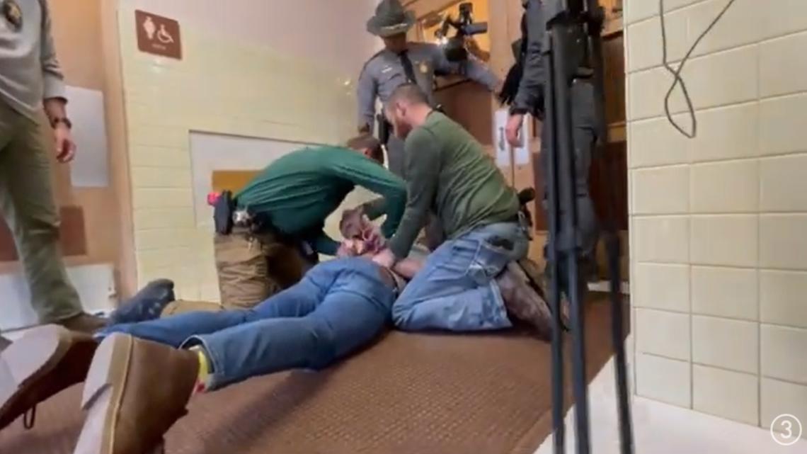 Ohio AG Yost to handle probe into NewsNation reporter arrest - Vimarsana News