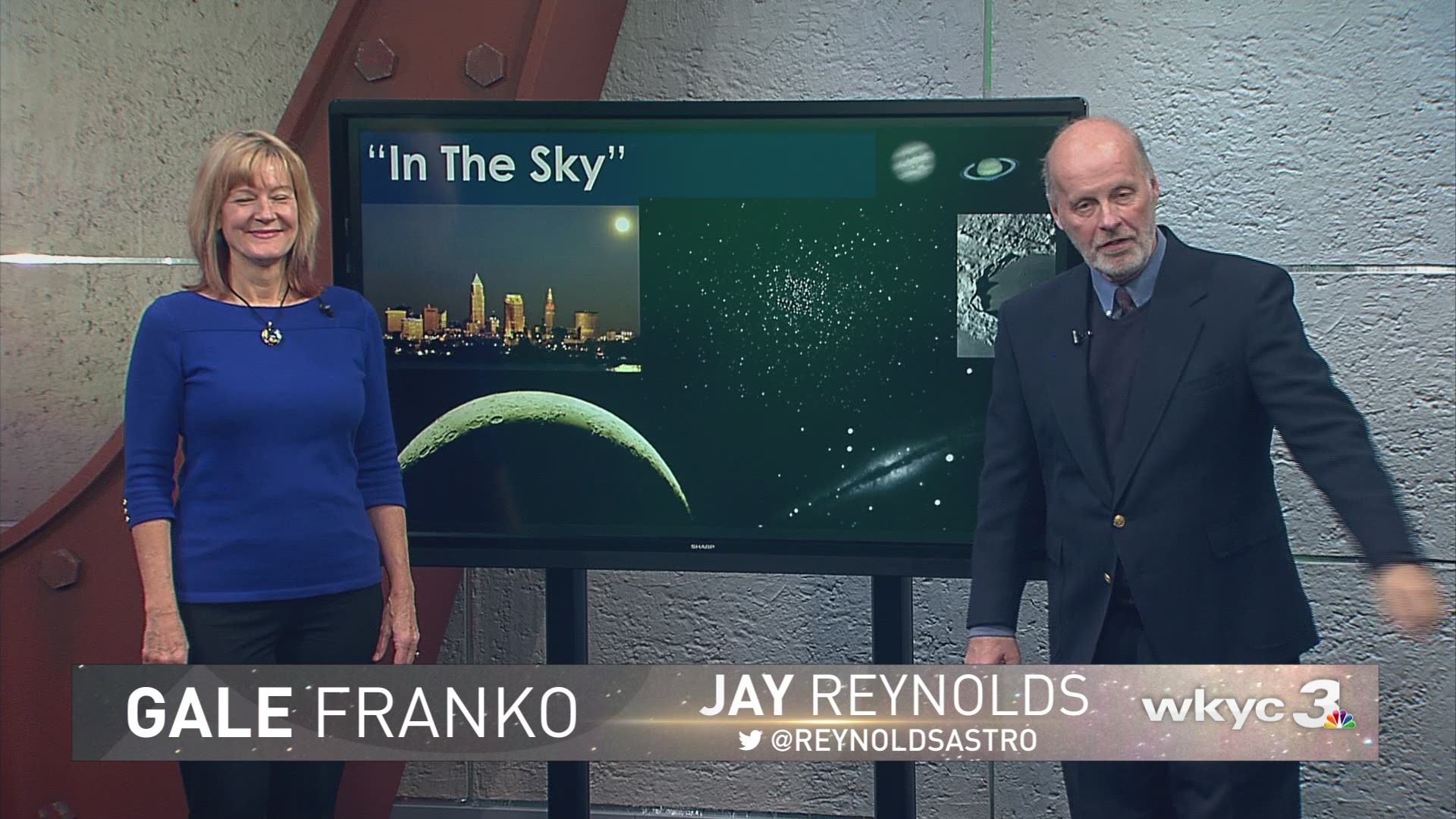The Hubble Space Telescope has been in the news lately. Jay Reynolds (@reynoldsastro) and Gale Franko from the Cuyahoga Astronomical Association (@CuyAstro) share some interesting facts about Hubble and answer a viewers question. #3weather