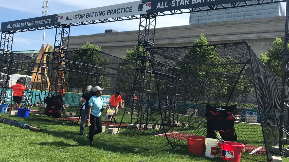 MLB PLAY BALL Park takes over Cleveland's Huntington Convention Center