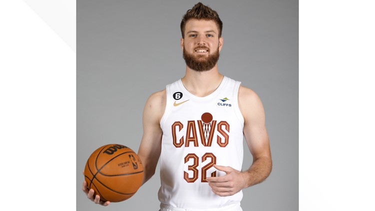 Cleveland Cavaliers, Dean Wade agree to 3-year contract extension