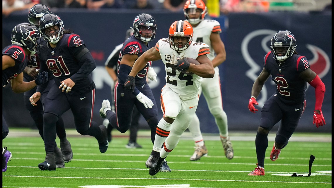 Browns Nick Chubb nominated for Art Rooney Sportsmanship Award; 3 Browns  players lead in Pro Bowl voting 