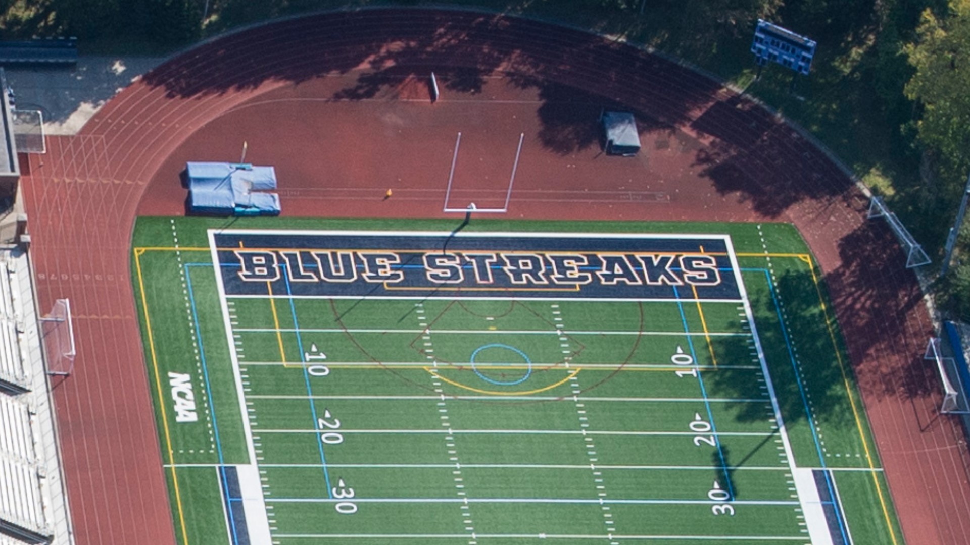 John Carroll sets multiple records in 900 win over Capital