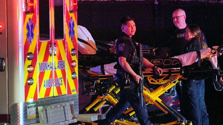 3 injured after shooting at amusement park near Pittsburgh