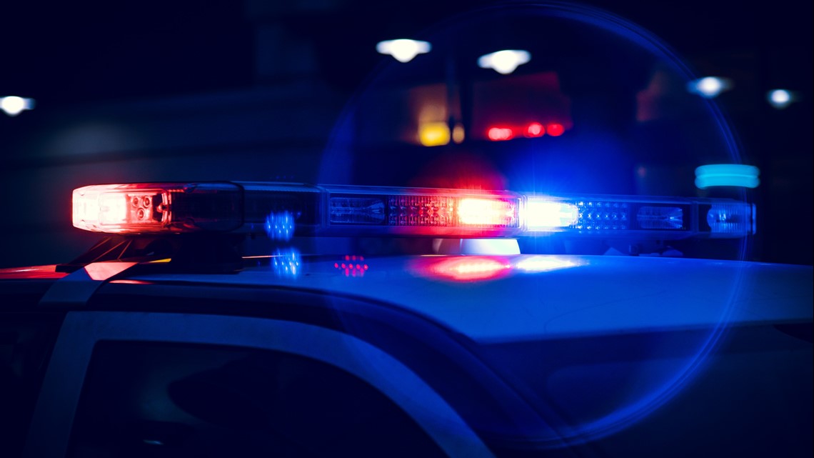 Pizza delivery driver killed when porch collapses at Connersville home - Vimarsana News